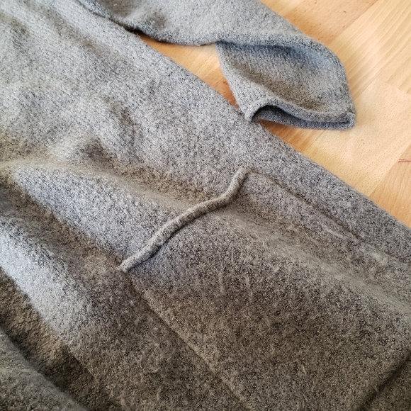 Cardigan - Picture 6 of 9